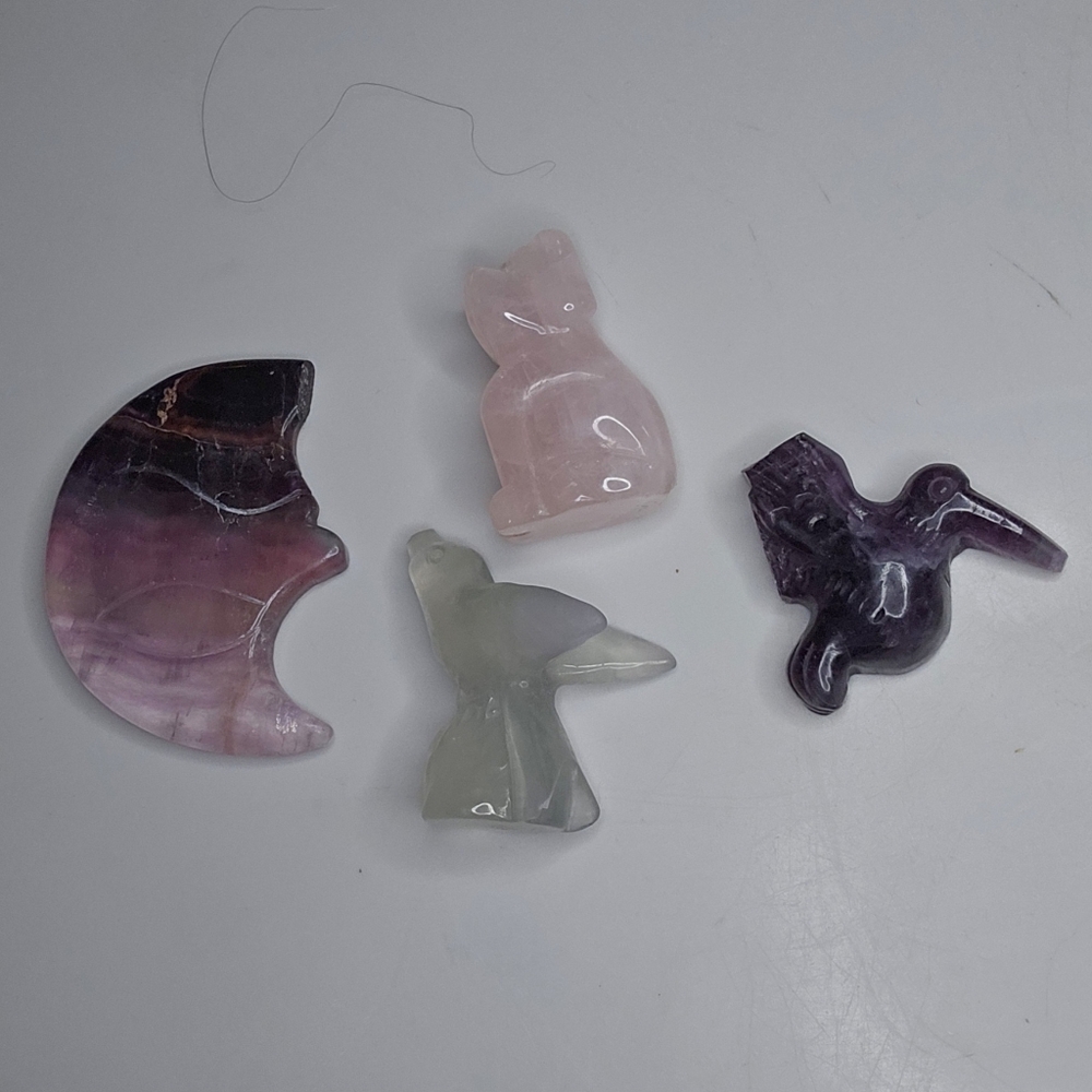 Lot Of Four Crystal Carvings (damaged)